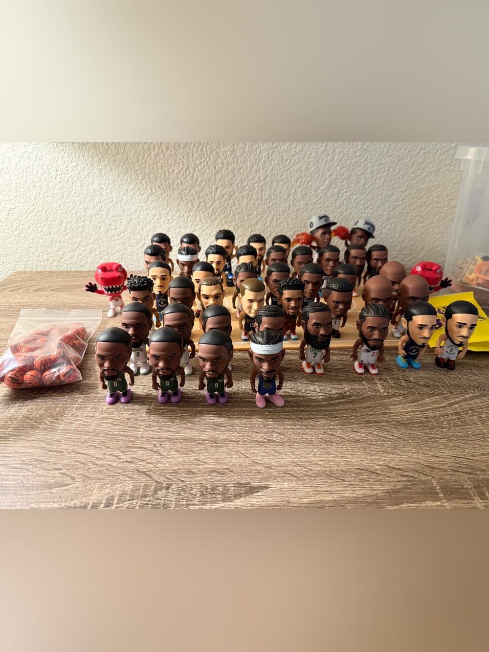 Huge Lot of (45) NBA Ballers  Super Rare, Rare and common Plus full court!
